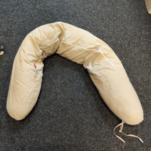 Stillkissen beige weiß gepunktet